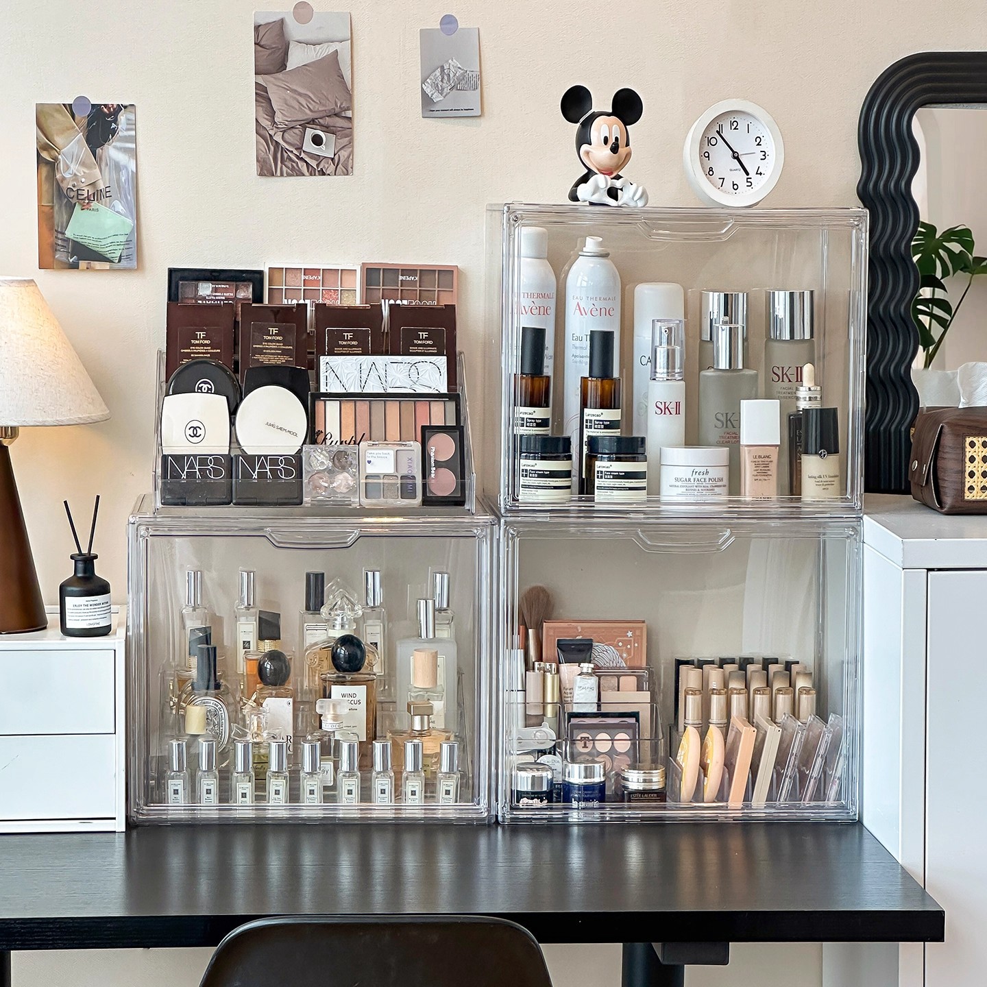 Dust-Proof Cosmetics Storage Box Desktop High-End Perfume Lipstick Organizer Large-Capacity Powder Cake Eye Shadow Display Stand