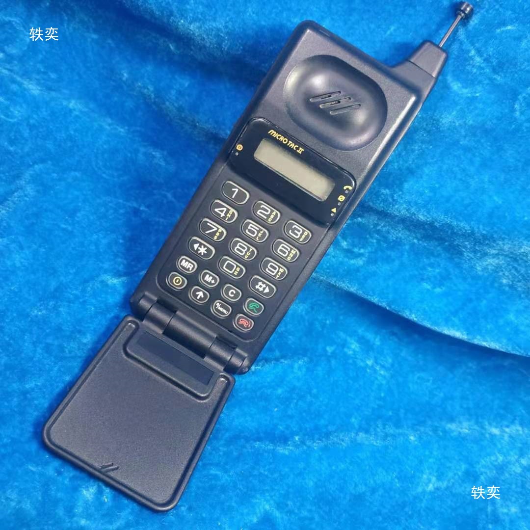 Motorcye Mc-9900L Old-Fashioned Mobile Phone Big Brother Antique Collection Props and Decorations