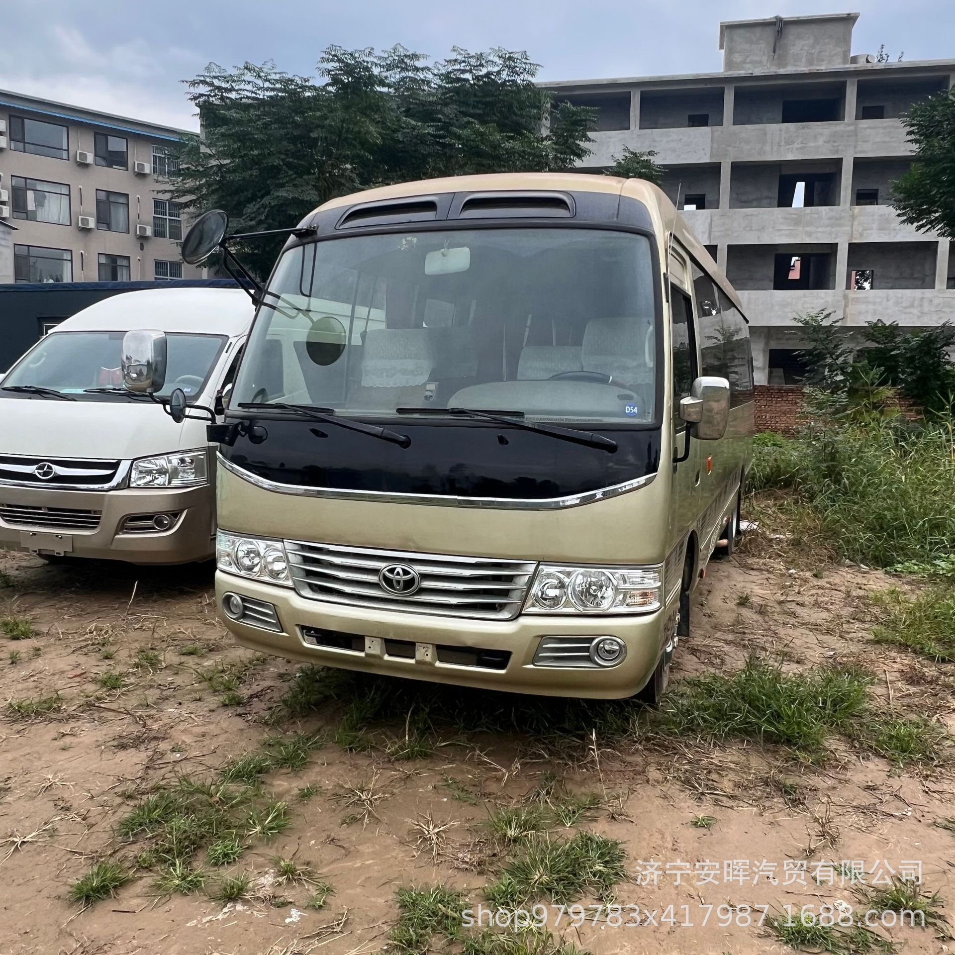 Б/у микроавтобус Тойота Коастер на 23 места на продажу, автоматические двери, 4-цилиндровый, малый и средний микроавтобус Yutong