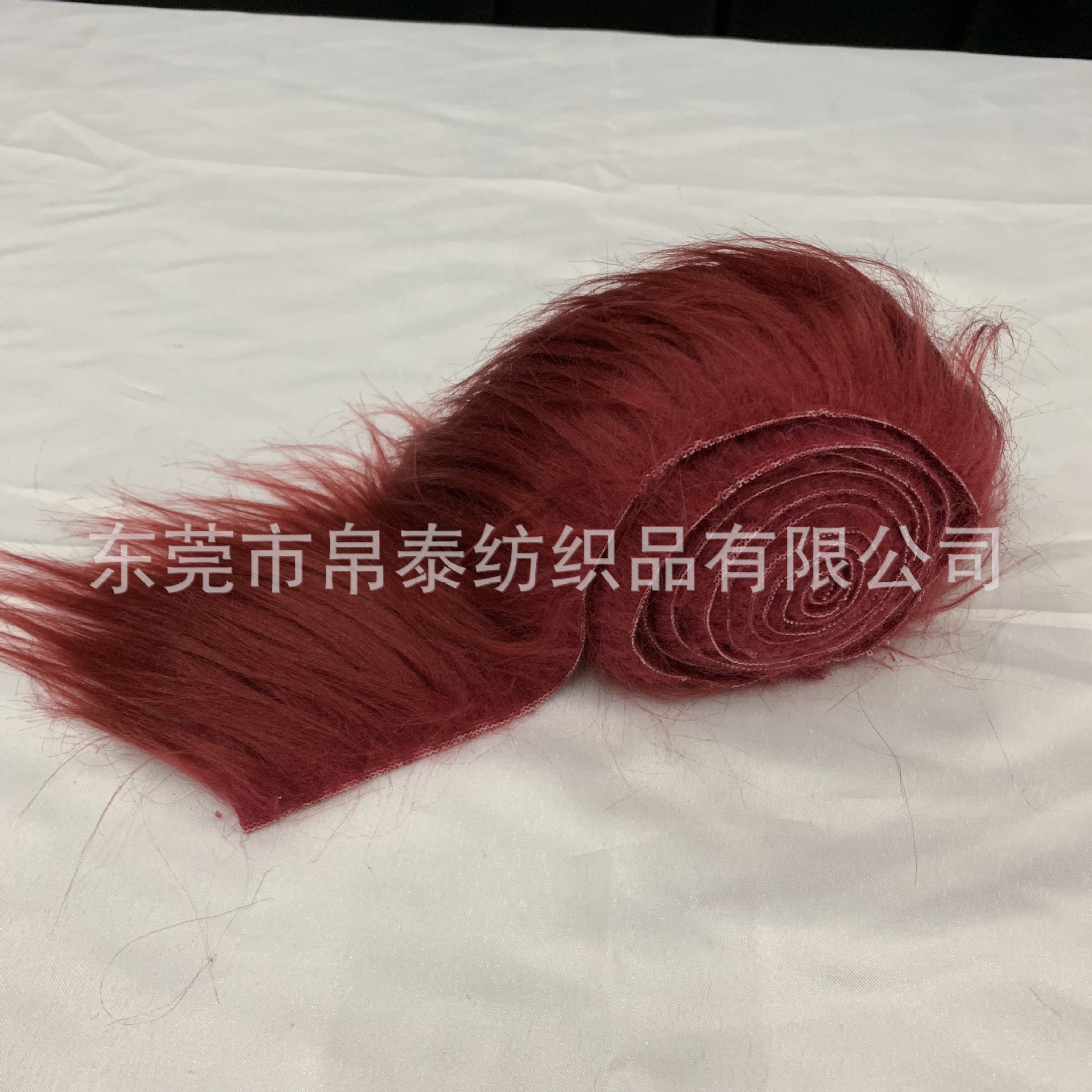 Cat Man Mask Top Stuffed Artificial Long Fox Fur Leather Stuffed Cutting Strips Sliced Shanghai Style Hair Falling Water Hair