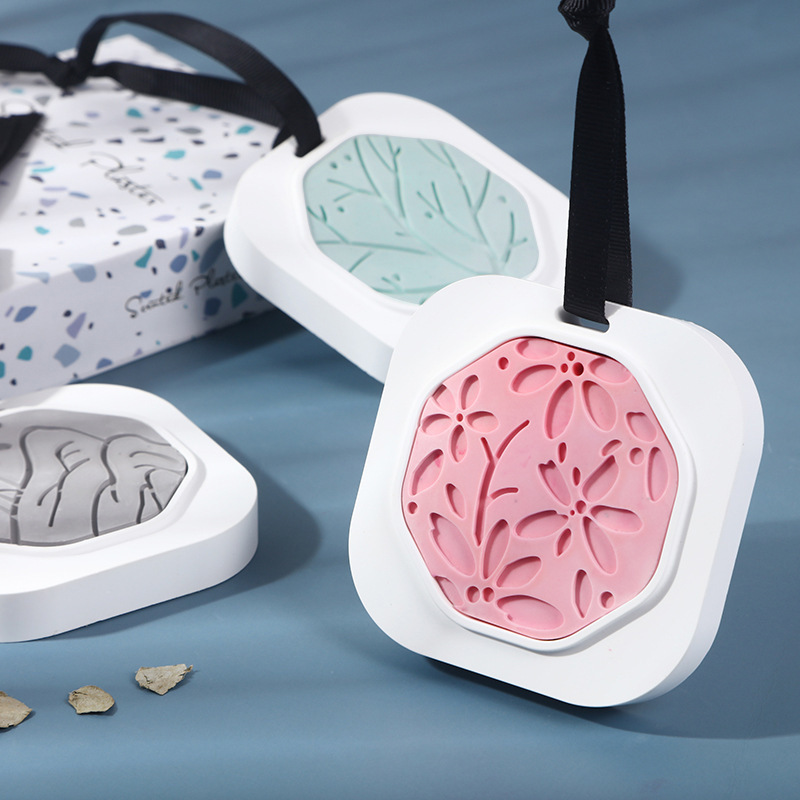 Cross-Border Wholesale Plaster Relief Car Aromatherapy Wardrobe Cabinet Fragrance Tablets Car Pendants Wholesale Fragrance Fragrance Pendants