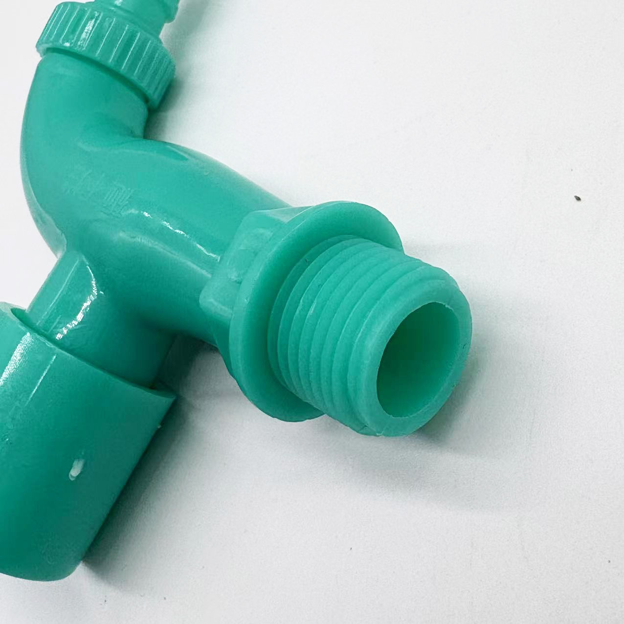 Wholesale Plastic Steel Faucet, Thickened Green Spout, 1/2 Inch Household Washing Machine Faucet, Quick-Open Bathroom Plastic Faucet