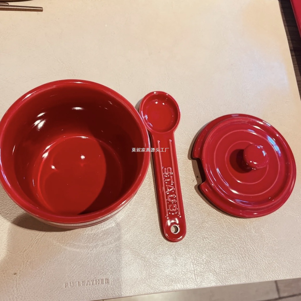 French Enamel Ceramic Sugar Shaker Salt Shaker Seasoning Jar Seasoning Bottle Seasoning Spoon Cherry Red Long Dish Heart-Shaped Cup