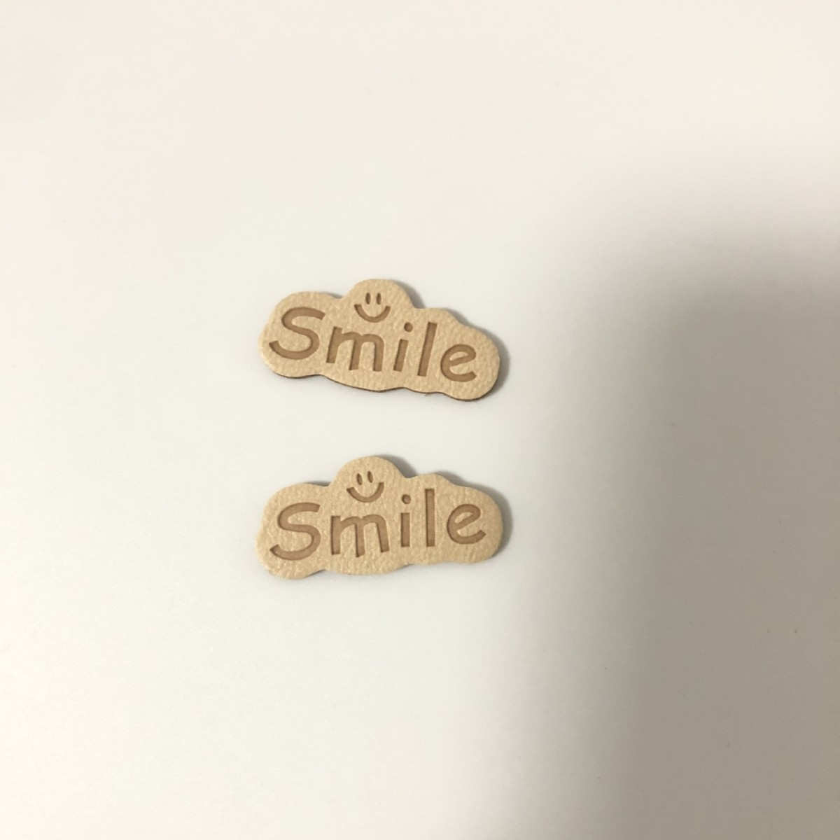 Factory Direct Sales Leather Label Microfiber Cartoon Label Hat Scarf Gloves Luggage Clothing Apparel Headwear Hair Accessories Cute