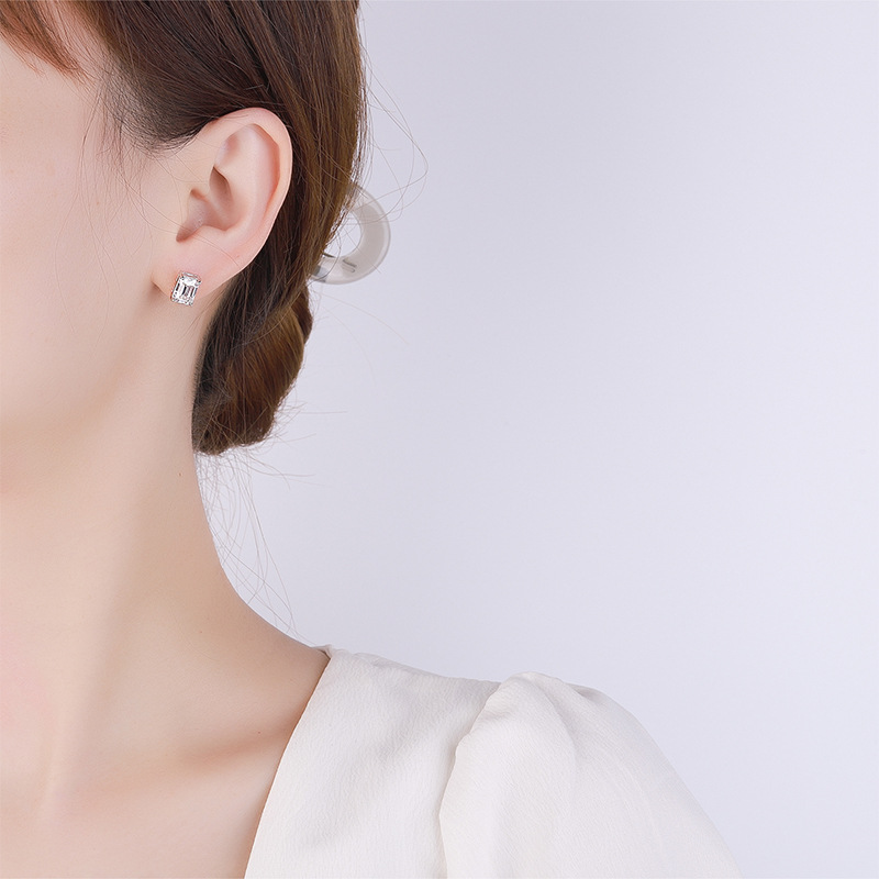 TikTok Cross-border Light Luxury Exquisite Small Internet Celebrity S925 Sterling Silver Earrings Moissanite Grandmother Cut Heart-shaped Horse's Eye Earrings