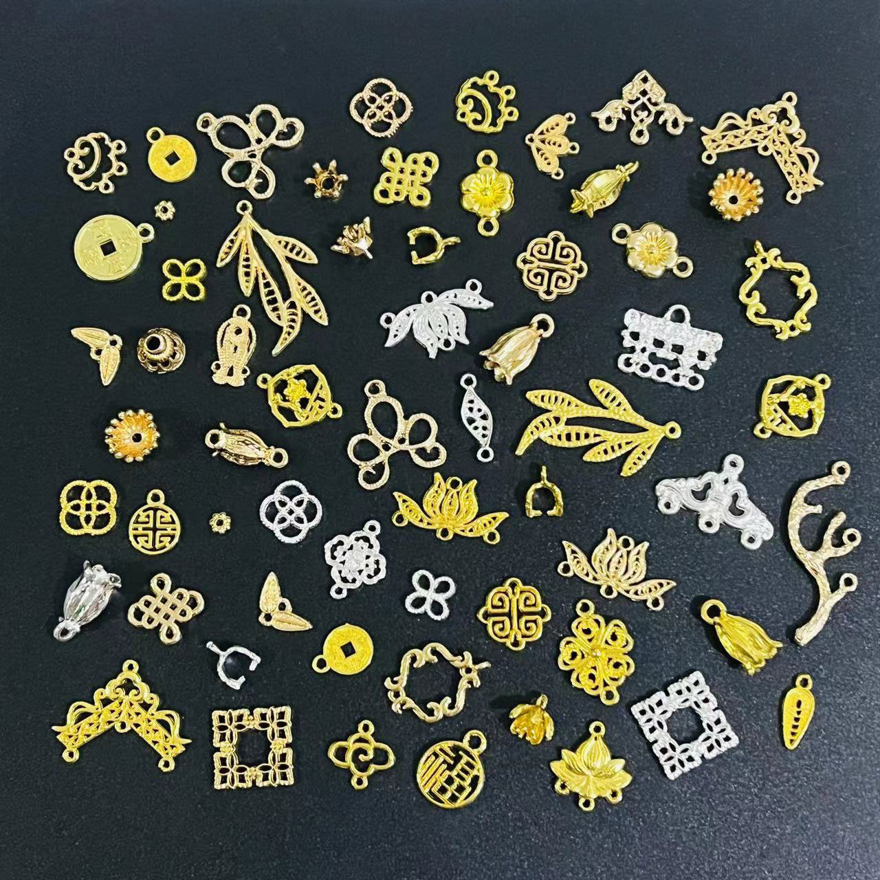 A variety of collection DIY antique hairpin accessories alloy tassel hanging piece court step shake bridal hair accessories material wholesale