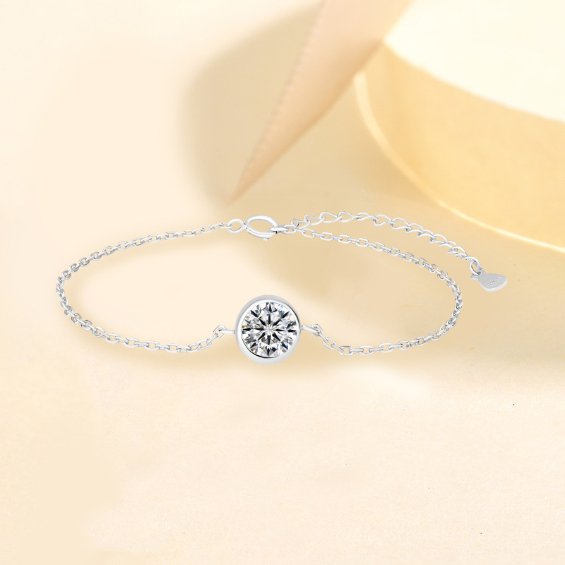 Нишевые украшения Элегантное браслетное украшение Универсальный Доступная роскошь Высококачественный браслет S925 из стерлингового серебра с моиссанитом