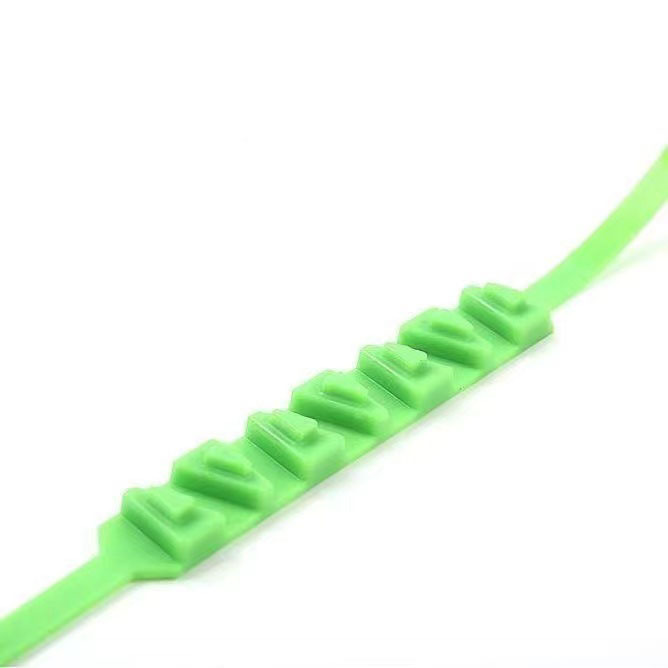 Electric vehicle anti-skid belt electric motorcycle battery car tricycle tire snow slip anti-skid chain universal type