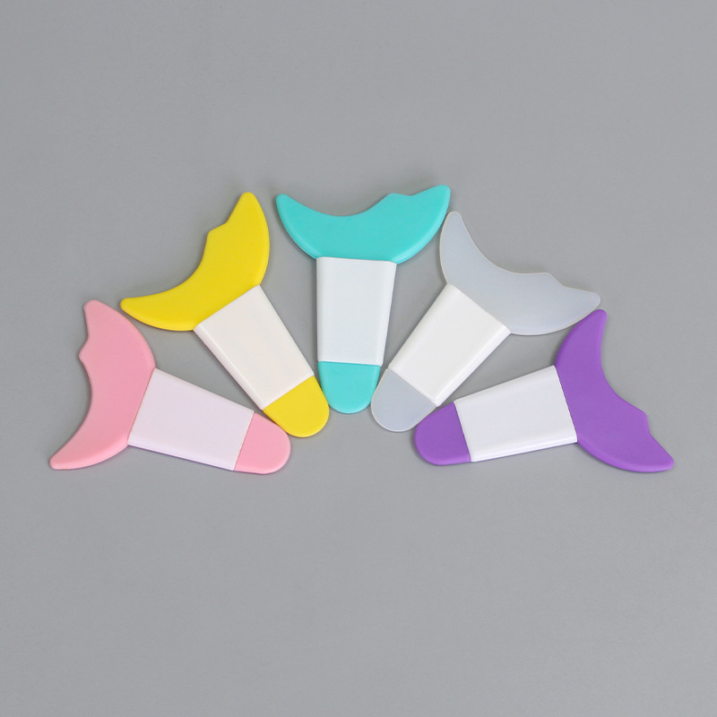 Novice Eyeliner Auxiliary Baffle Crescent Silicone Eye Makeup Eye Shadow Mascara Positioning Aid Beauty Makeup Tool