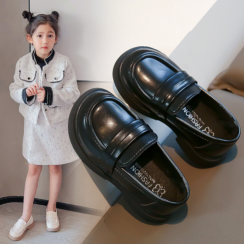 Girls' Leather Shoes 2026 Spring and Autumn New Style Children's Soft-Soled Princess Shoes Black Student Shoes Slip-On Casual Loafers