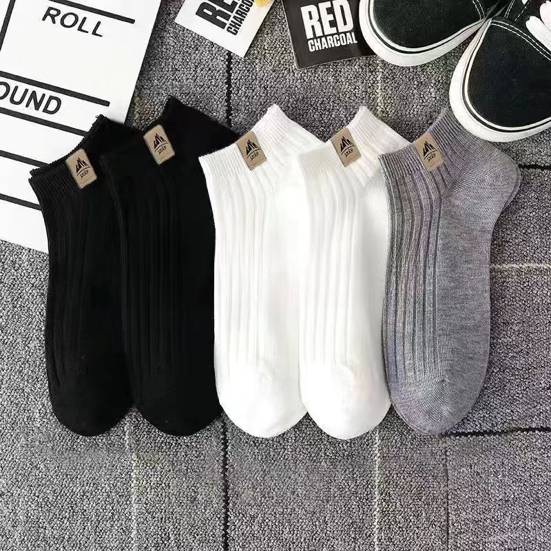 Half price socks short socks men's deodorant sweat-absorbent short tube socks spring and summer thin low-end shallow mouth sports socks snow mountain socks
