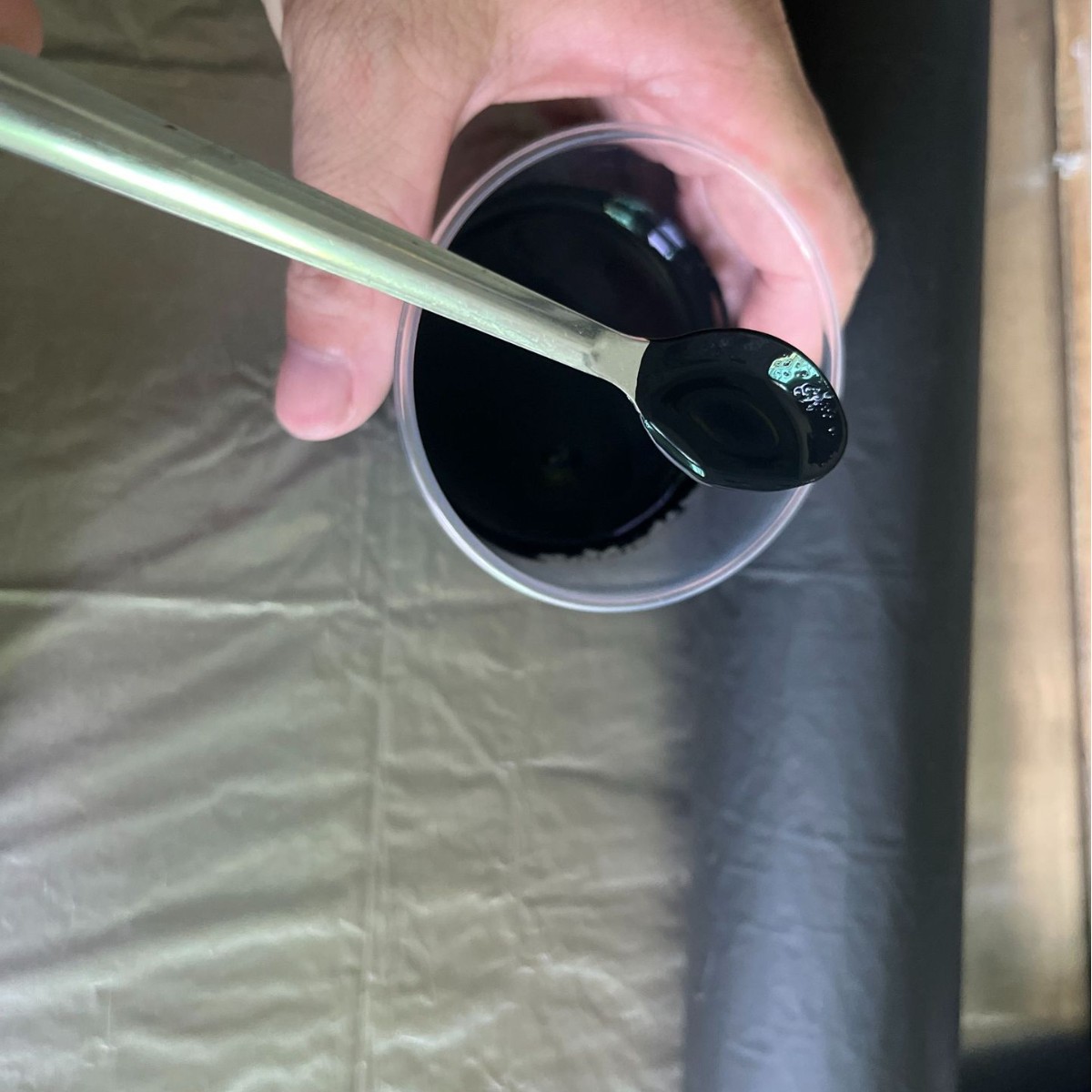 Natural Latex Gloves with Water-Based Environmentally Friendly Conductive Carbon Paste Conductive Anti-Static Touch Screen Labor Protection Gloves