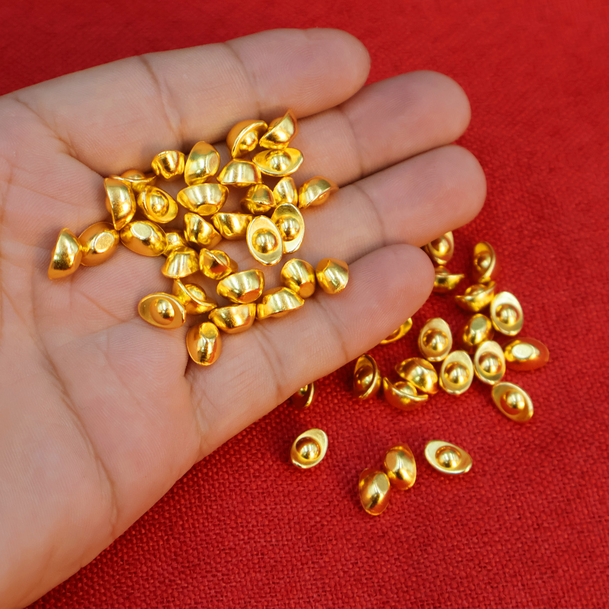 Shajin small gold ingot small gold bar melon seeds peanut gift Baifu tank cornucopia fire dragon bottled jewelry crafts