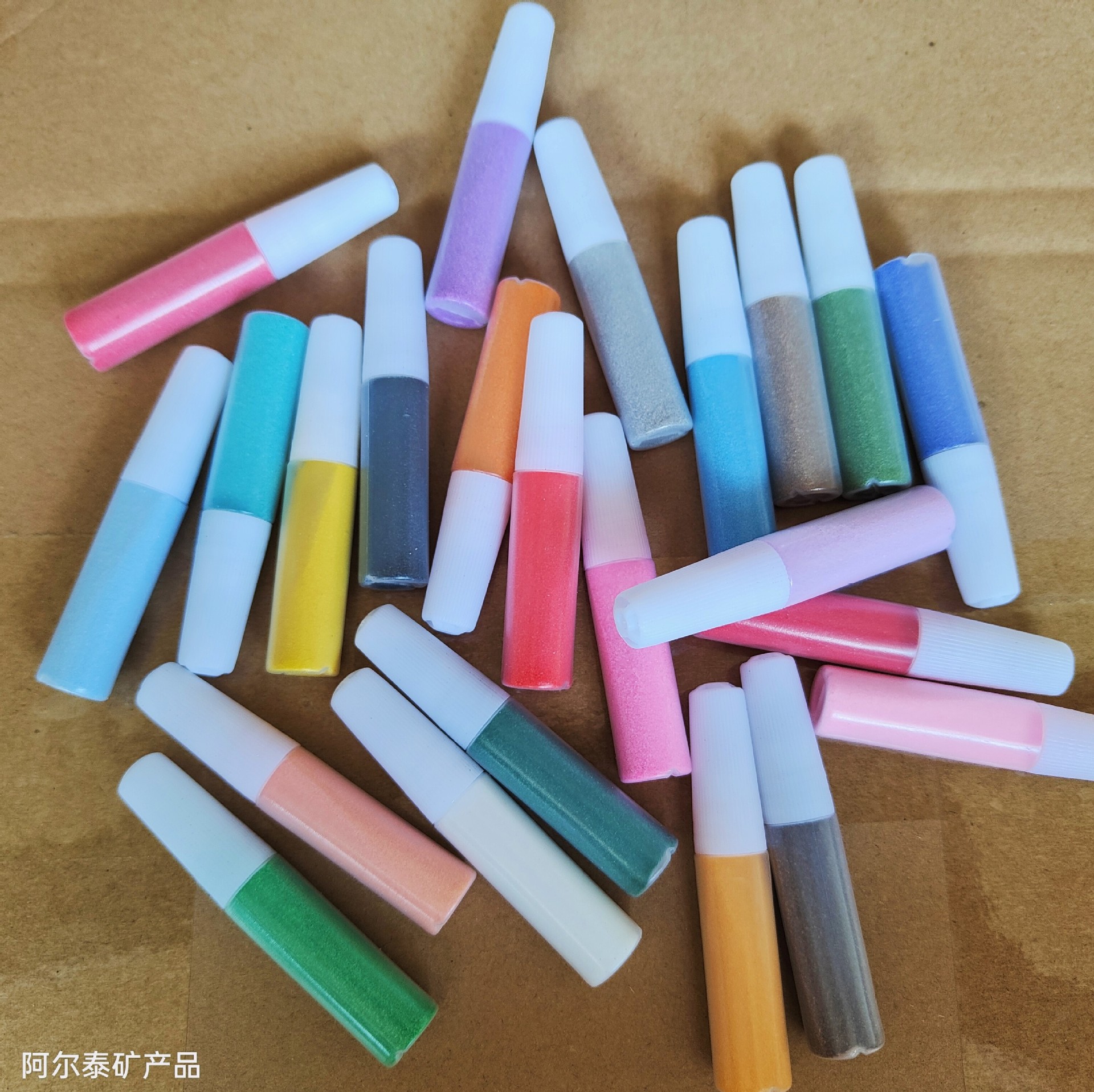 Manufacturer Wholesale 10g Bottled Colored Sand Dyed Colored Sand Sand Painting Colored Sand Toys Colored Sand Large Quantity Preferential Treatment