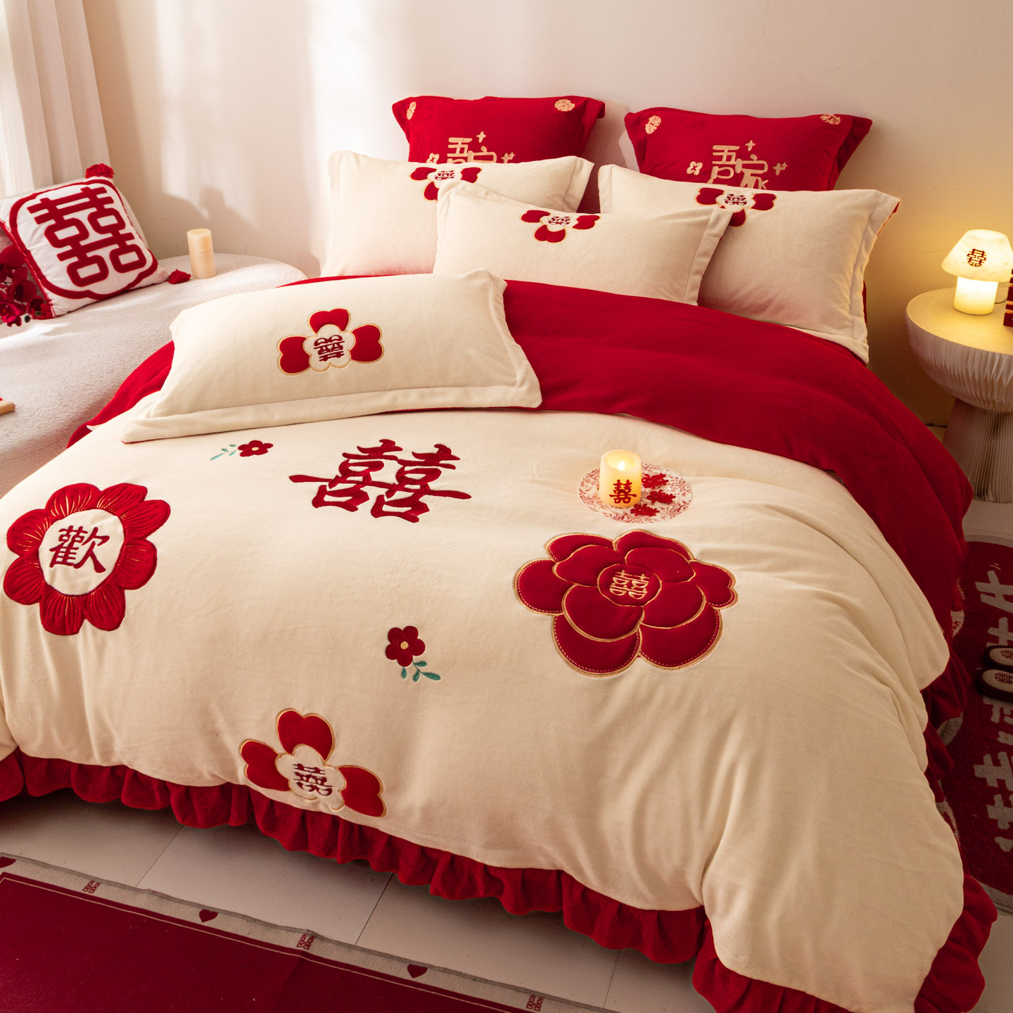 Newlywed Milk Velvet Four-Piece Wedding Double-Sided Velvet Quilt Cover Winter Coral Velvet Bed Sheetss Red Wedding Quilt Dowry