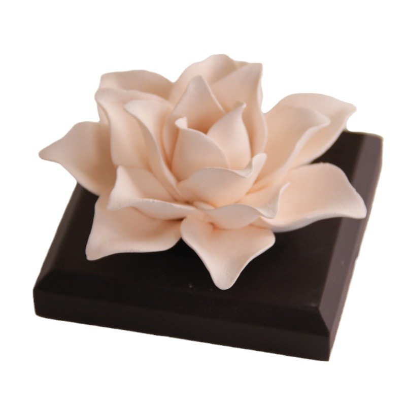 Ceramic Creative Immortal Flower Manufacturer Wholesale Handmade Ceramic Flower Rose Car Perfume Ornaments Absorbent Plaster Flower