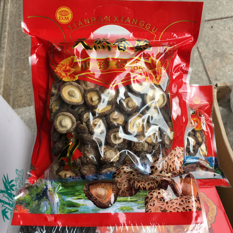 Fujian mushroom dry goods wholesale cut foot short meat thick Gutian mushroom wholesale dried mushroom thick mushroom winter mushroom 500g