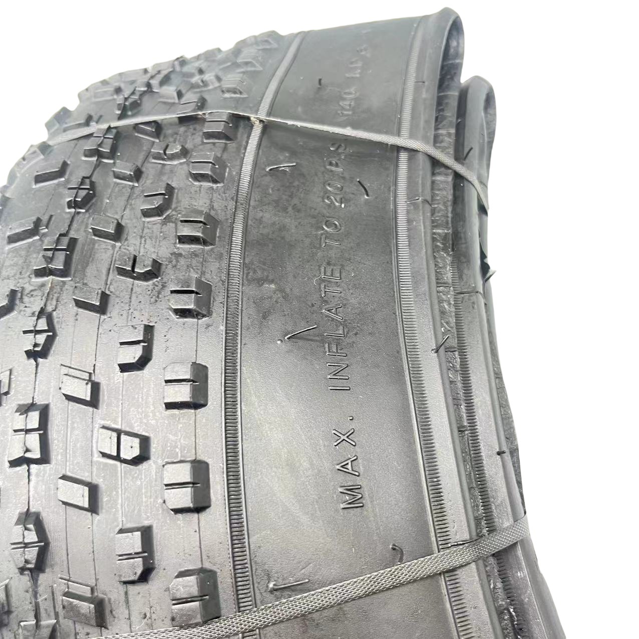 Snowmobile Tires 20inch *4.0/ 26inch *4.0 Widened Fat Tire Tires Foldableable Bicycle Snow Tires