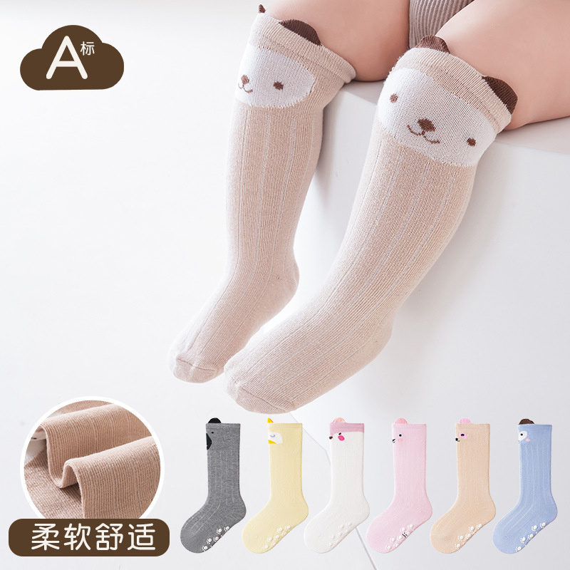 Мультяшные детские носки осень-зима нескользящие носки для новорожденных из чистого полиэстера и хлопка средней длины выше колена оптом