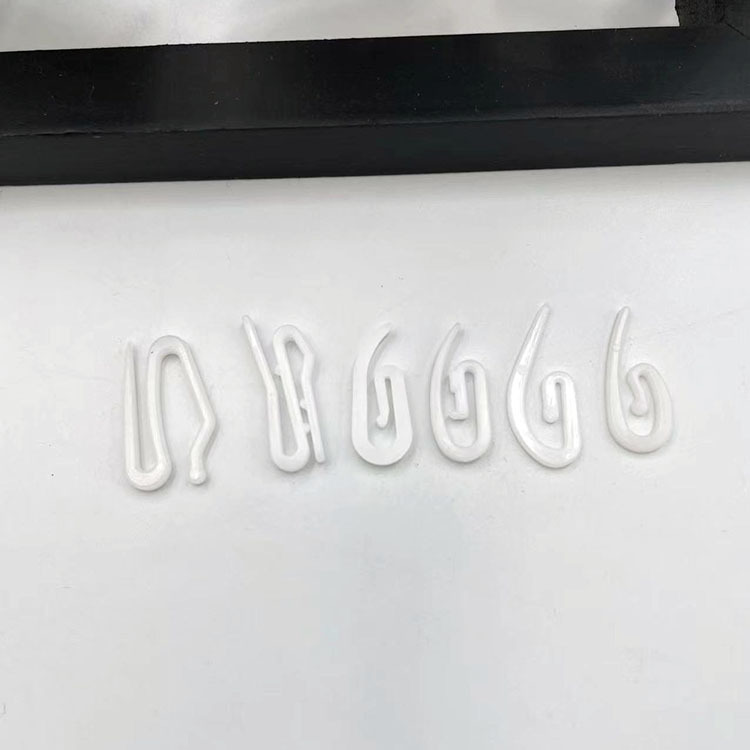 Supply curtain accessories curtain hook comma hook white 6-shaped injection plastic hook curtain S hook