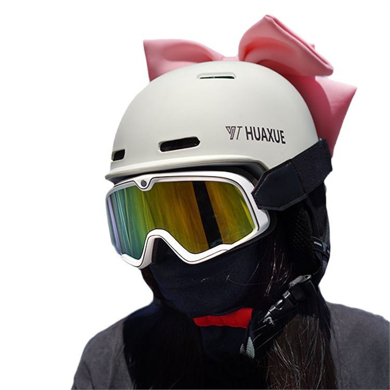 Professional Ski Helmets for Men and Women, Single and Double Board Ski Equipment, Protective Gear, Warm and Anti-Collision Protective Snow Helmets and Snow Hats