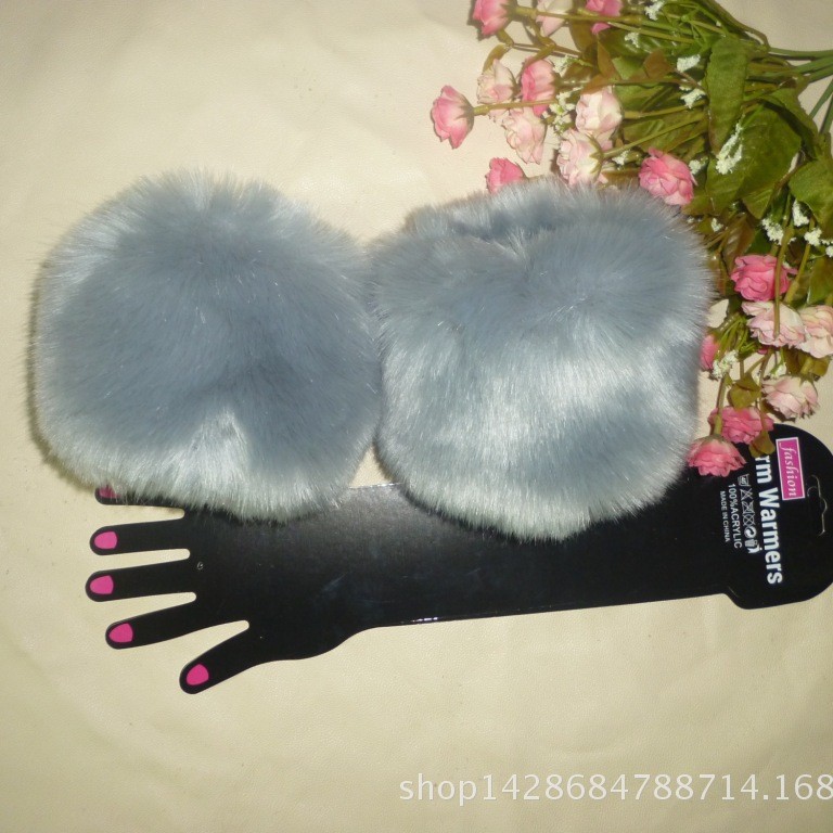 Factory wholesale fur warm winter imitation rabbit fur fur cuff bracelet gloves fur wrist wholesale
