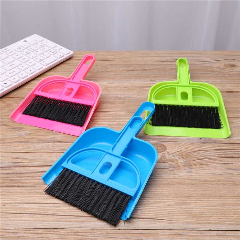 New semicircle keyboard brush desktop mini broom suit small size with dustpan keyboard cleaning brush household sundries brush