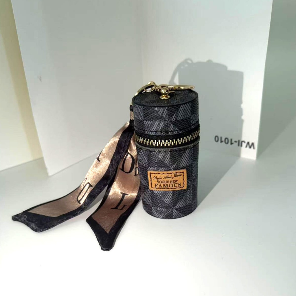 Fashionable European and American Bags, Compact New Coin Purses, Versatile Shoulder Crossbody Bags, Exquisite Mini Handbags, High-End