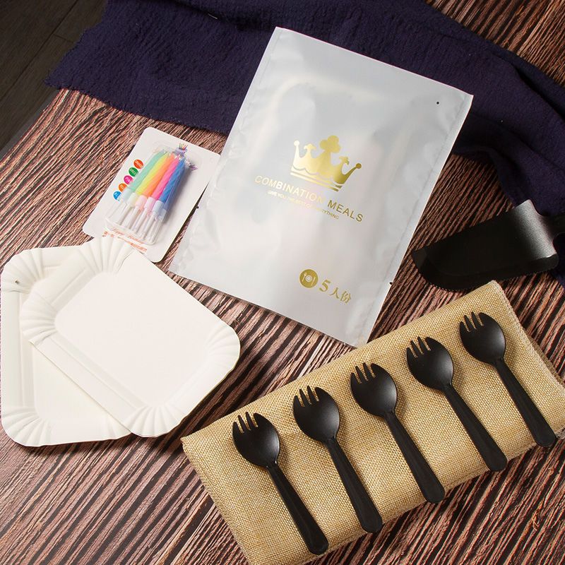 Cake Tableware Set Cake Paper Plate Cutter Fork Black High-End Thickeneded Picnic Barbecue Disposable Plastic Plate