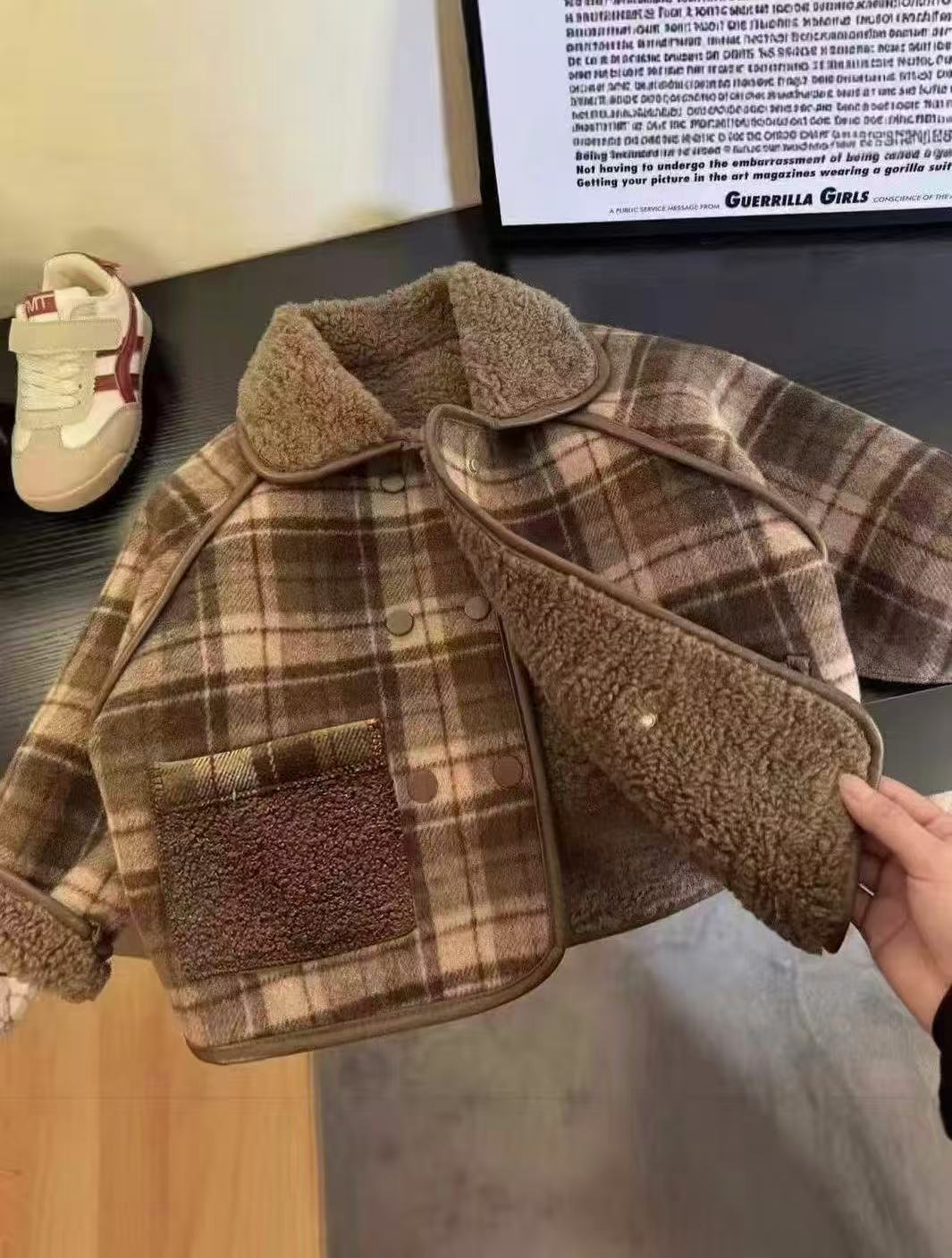 Boys and Girls Velvet Jackets Autumn and Winter Jackets 2025 New Kidsren's Lapel Woolen Plaid Trendyy Casual Jackets