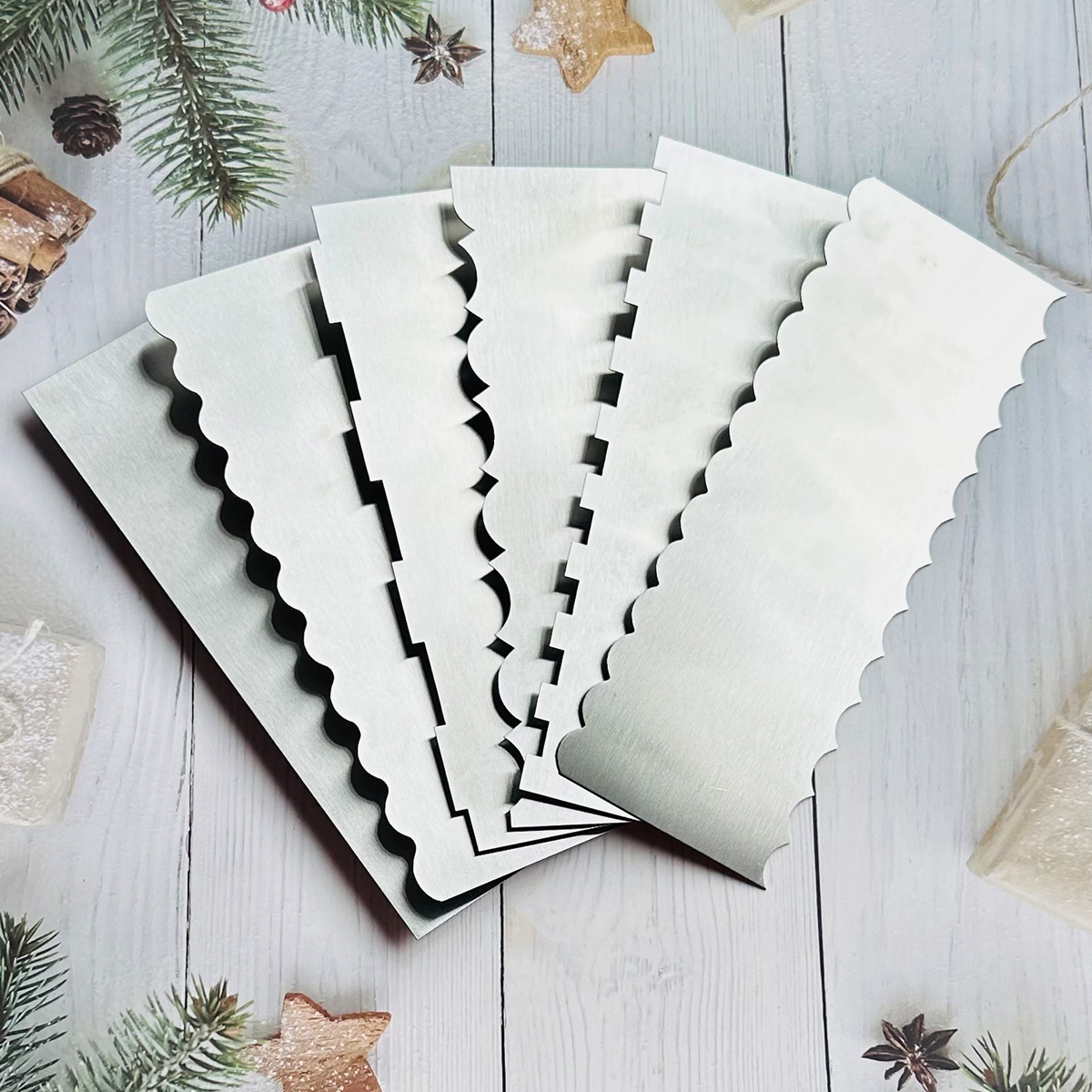 A variety of stainless steel cream scraper spatula cake pattern shape polygon serrated scraper diy baking tools