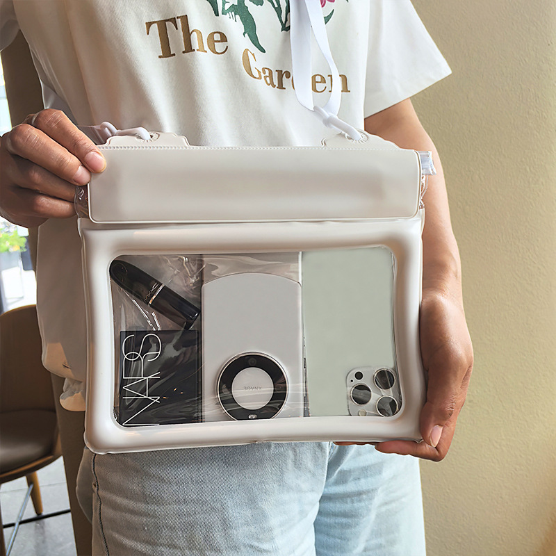 Large Capacity New Mobile Phone Waterproof Bag Four-Layer Sealed Drifting Hot Spring Play Water Floating Airbag Waterproof Satchel Waist Bag