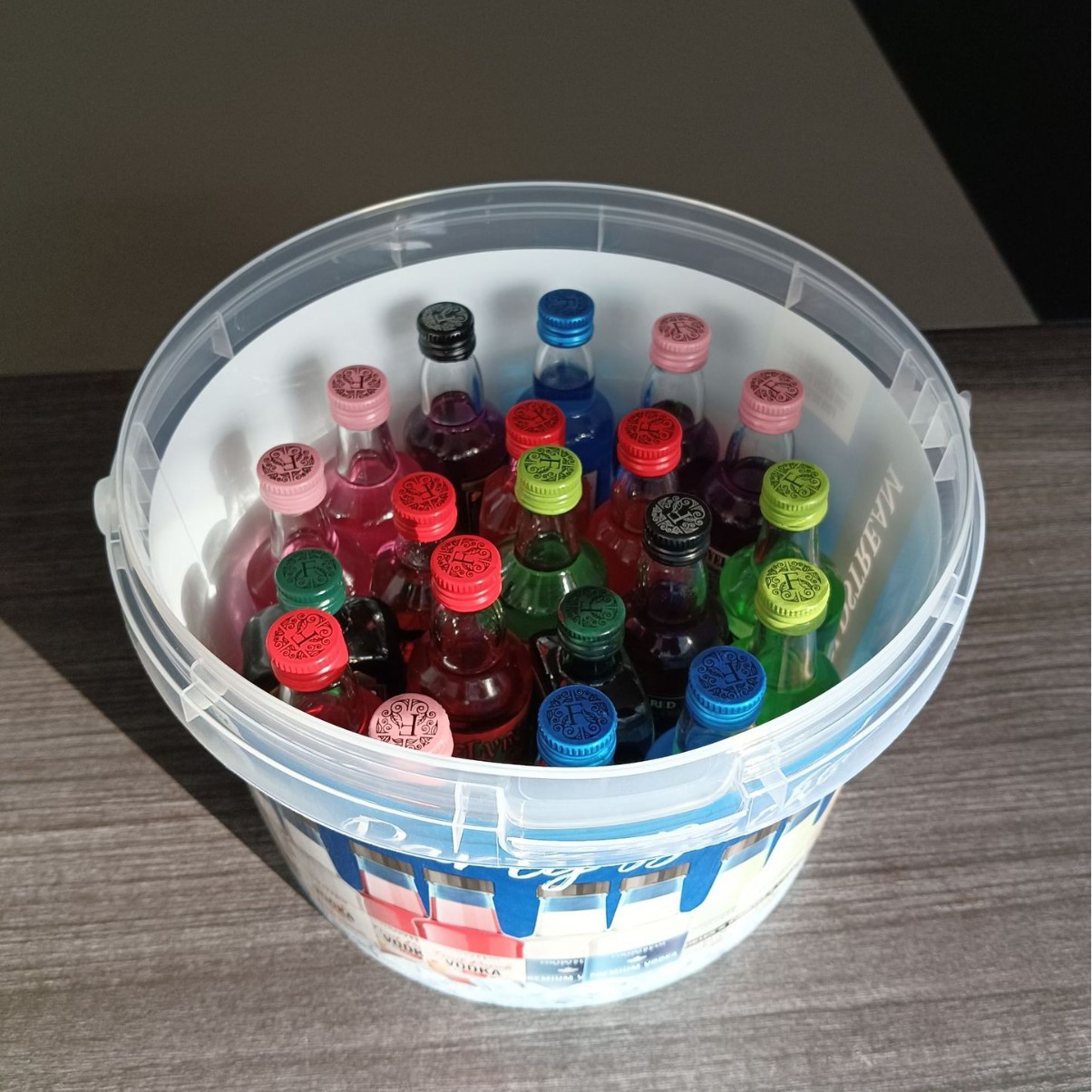 Wholesale 5L Food Grade Storage Bucket Transparent Plastic Bucket Organizing Toys Round Takeaway Packaging Bucket Square Small Bucket