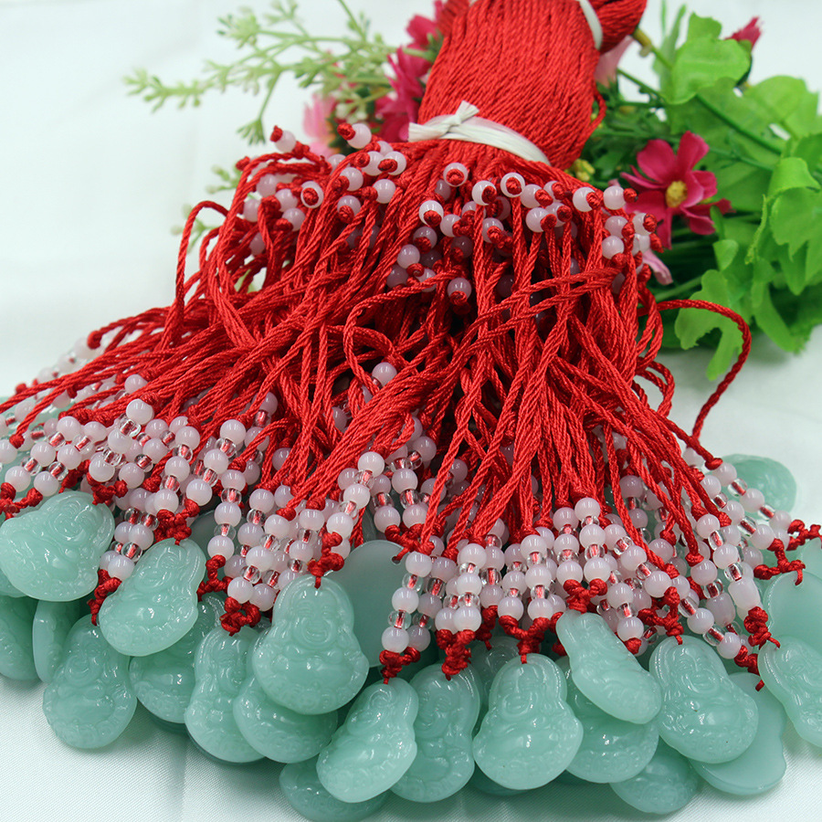 Imitation Jade Glass Peace Buckle Red String Necklace with Guanyin Buddha Pendant, Suitable for Street Stalls, Exhibitions, and Gifts, Geometric Pendant