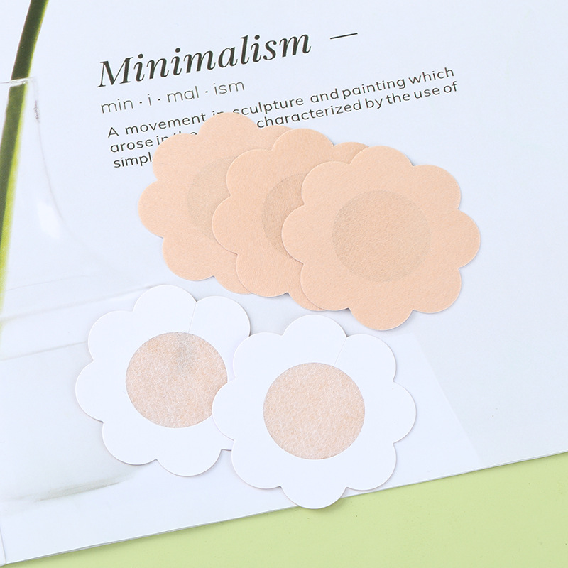 Disposable breast stickers chest stickers round plum heart-shaped chest stickers anti-exposure anti-bump nipple stickers breathable seamless chest stickers