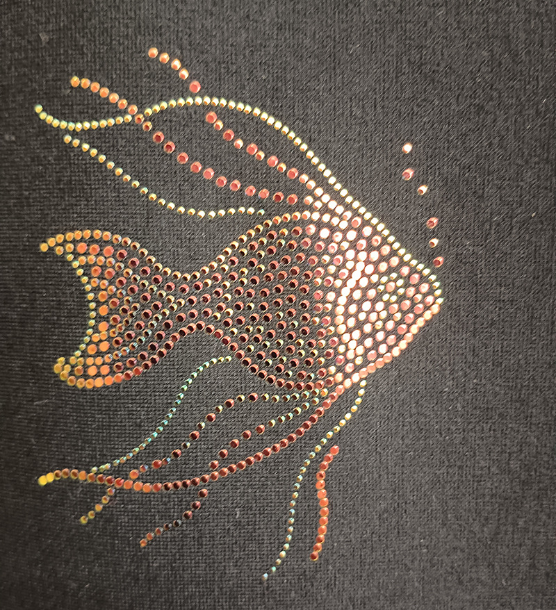 Hot Stamping, Hot Drilling, Drawings and Samples, Free Design, Laser Typesetting, Classy Clothing, Shoes, Hats, Bags, Jewelry Processing and Customization