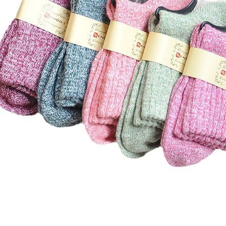 Haining socks factory socks professional production and processing to undertake socks processing production weaving socks orders