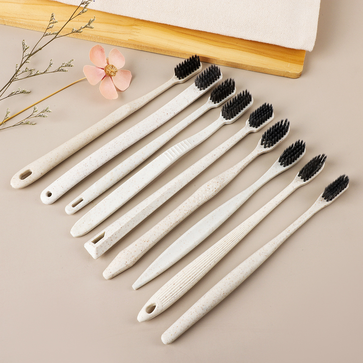 Disposable Toothbrush Hotel Disposable Toiletries Set Hotel Hospitality Disposable Straw Toothbrush Wholesale