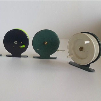 Wholesale ice fishing wheel 601/701/801 winter fishing wheel small iron wheel small sea pole wheel Rod wheel ice fishing supplies fishing