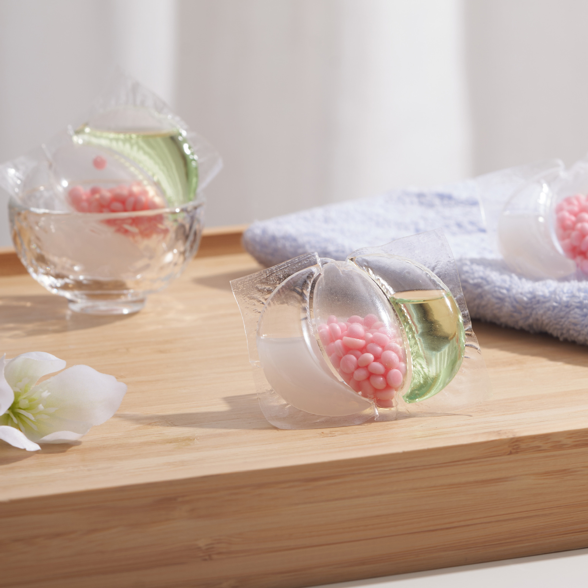 Guangdong Youkai Oem Perfume-Type Laundry Beads Three-In-One Clean Three-Cavity Color Protection Laundry Capsule Factory Customization