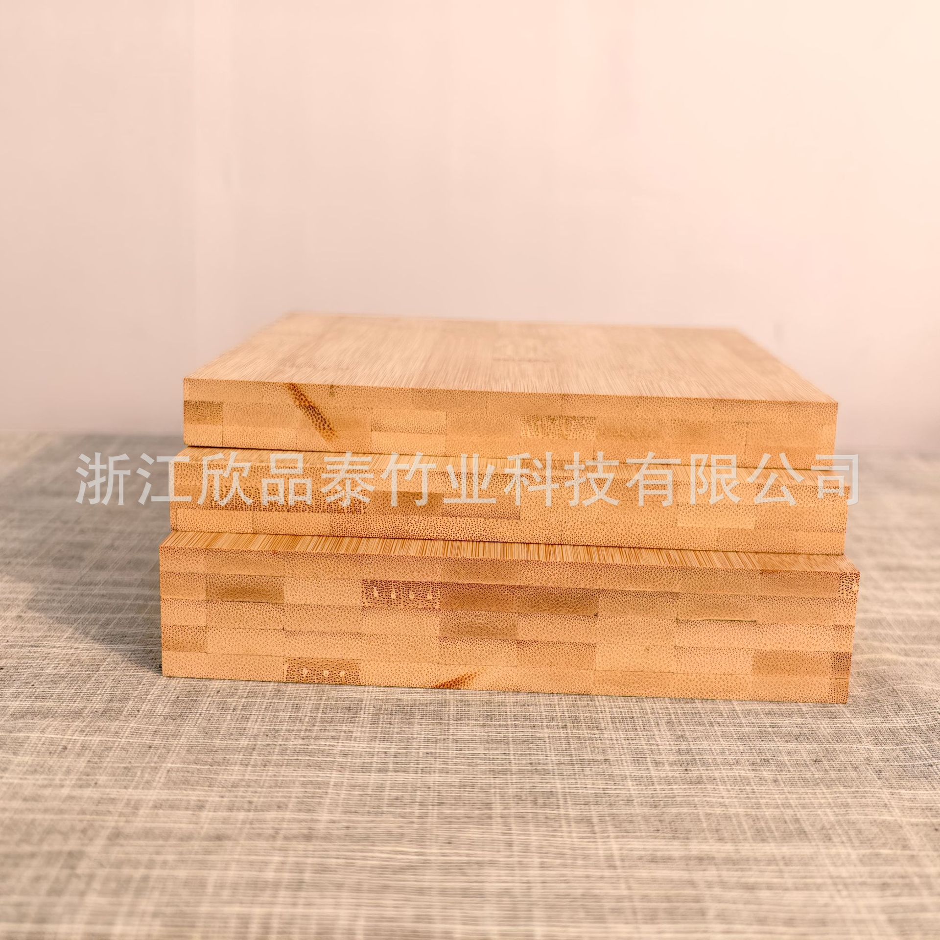 Углеродная бамбуковая плита, интегрированный бамбуковый материал, плоская прессованная двухслойная плита, многослойная плита, бамбуковая фанера, многослойная массивная деревянная плита, бамбуковая композитная плита