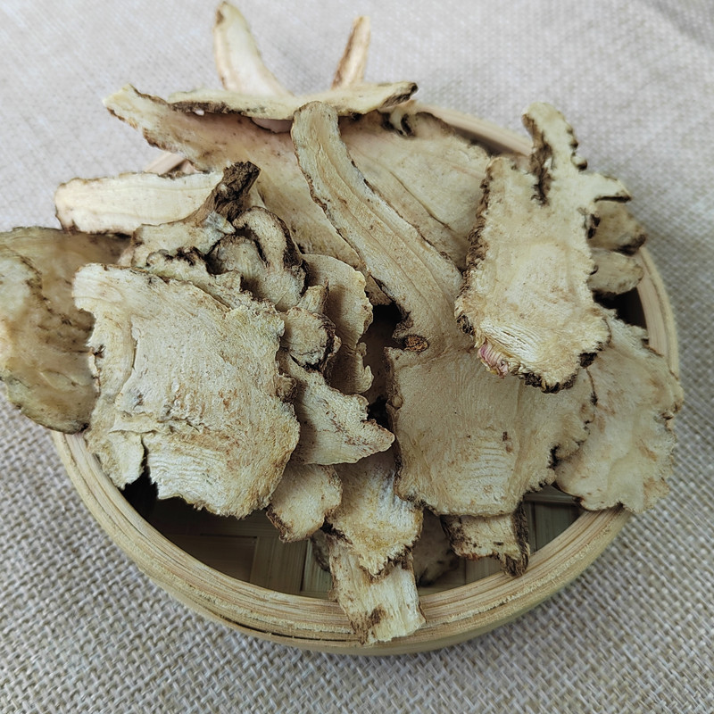 Angelica Sinensis Produced in Minxian County, Gansu Province, Directly Supplied to 10 Sieves of Angelica Root Slices, a Primary Source of Chinese Medicinal Materials