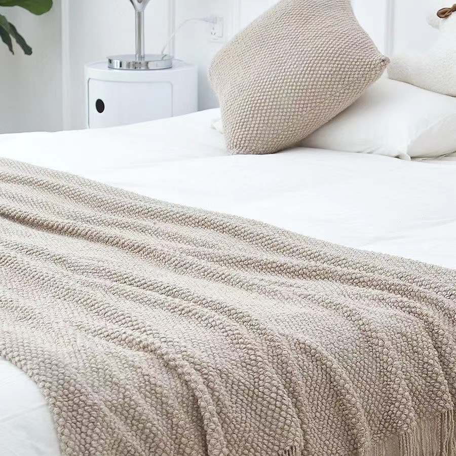 Scandinavian Pure Color Bed Flag Hotel B&B Versatile Bedside Towel Casual Decorative Blanket Cream Style Bed Towel Simple