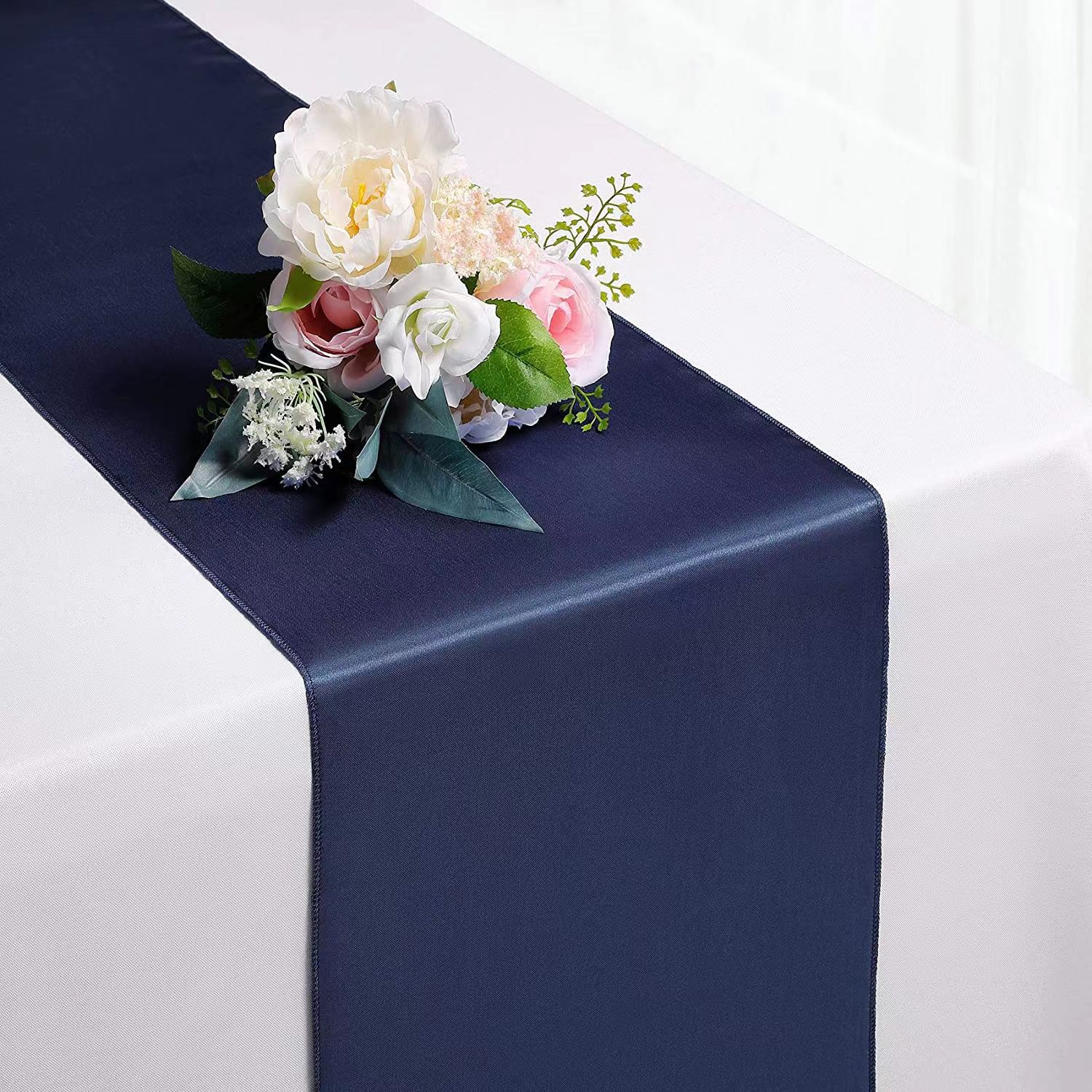 Satin Hotel Wedding Table Runner Decoration Polyester Solid Color Satin Tea Table Mat Satin Table Runner Factory Outlet