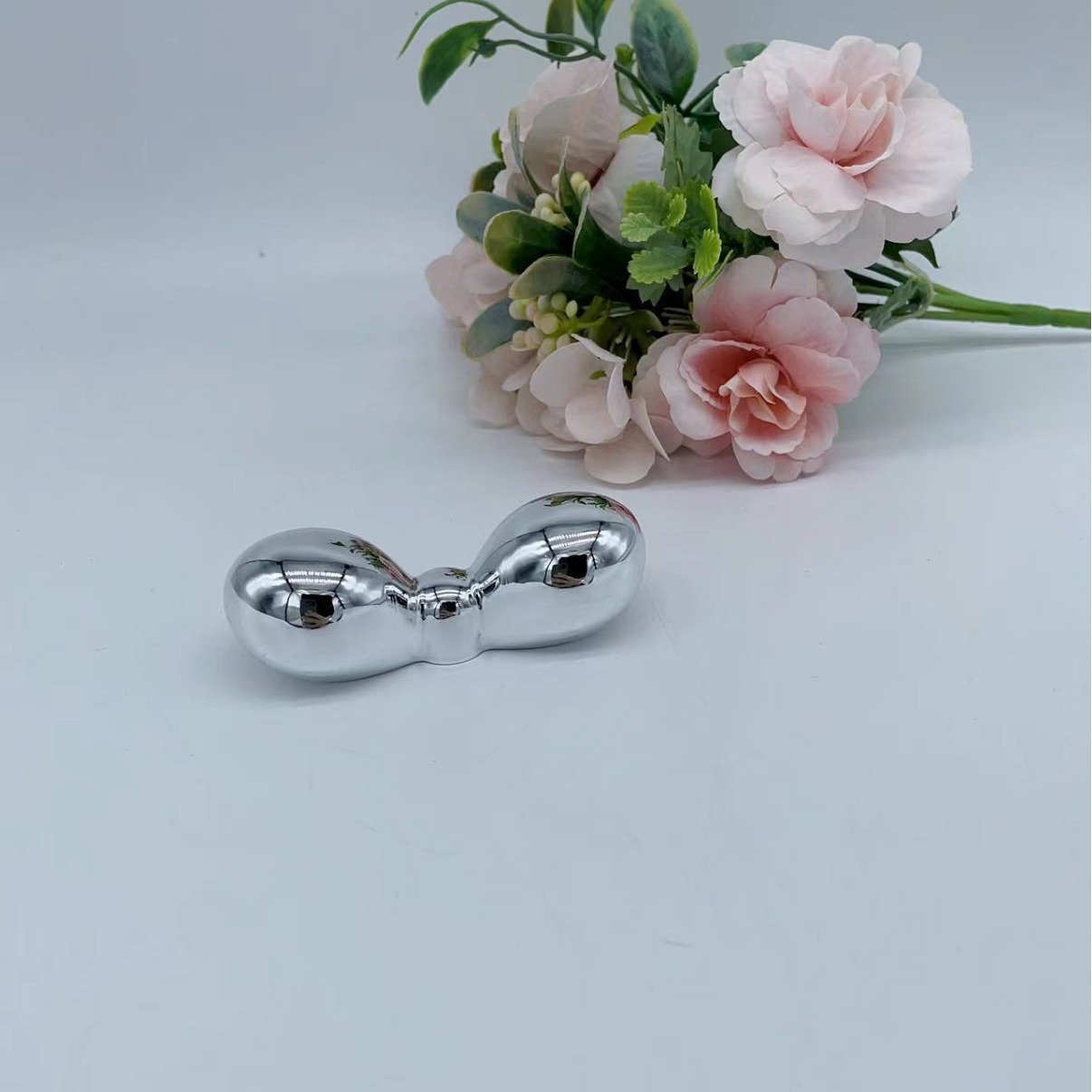 Factory direct creative bow cup lid candy box storage box handle toothpick tube lid decoration decoration ornaments