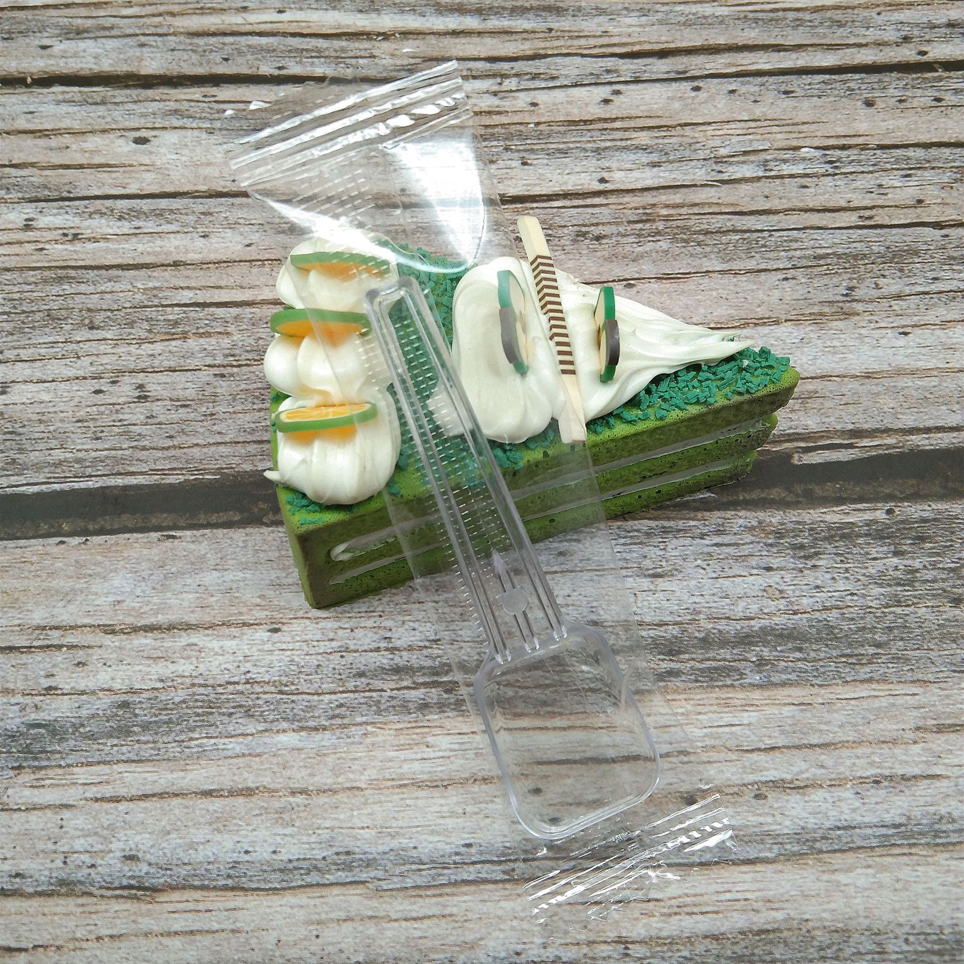 Disposable pudding spoon yogurt spoon independent jelly spoon Baking tableware ice cream spoon manufacturer QS certification