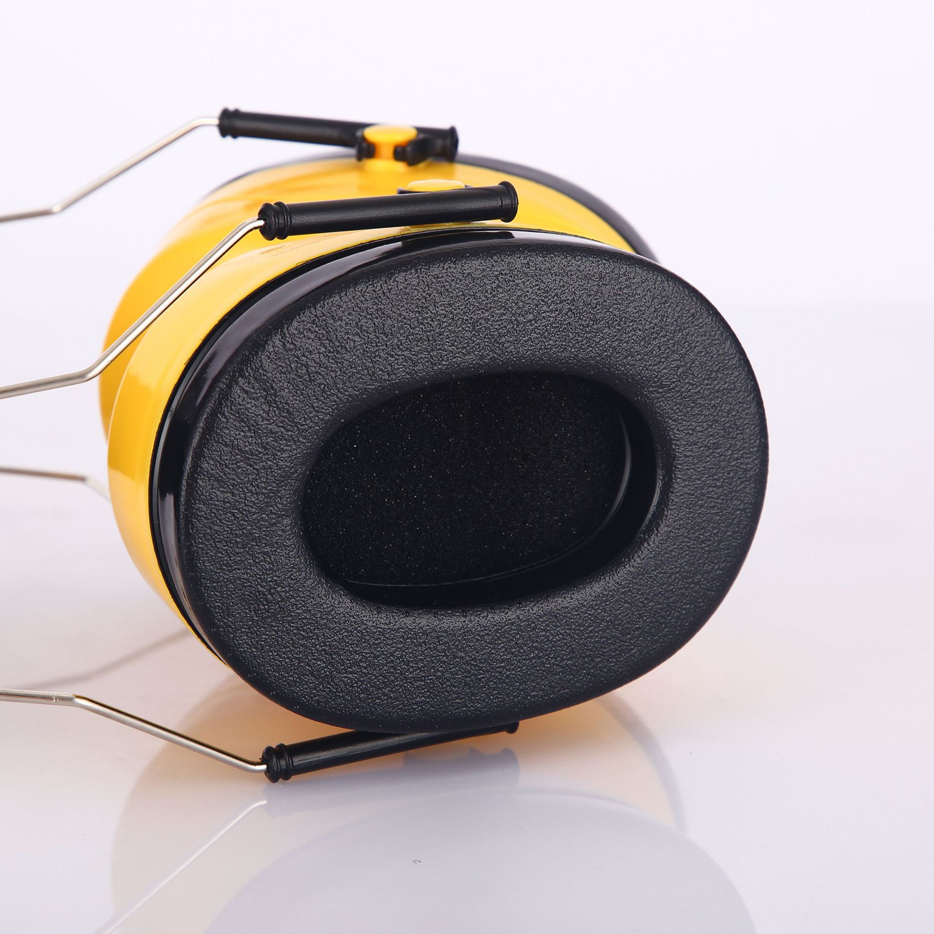 Anti-noise sleep head-mounted shooting protective earmuffs mowing mute industrial-grade noise reduction headphones soundproof earmuffs