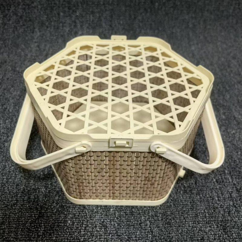 Portable Hexagonal Imitation Bamboo Basket Plastic Covered Bayberry Fruit Local Specialty Gift Box Packaging Wholesale Strawberry Eggs