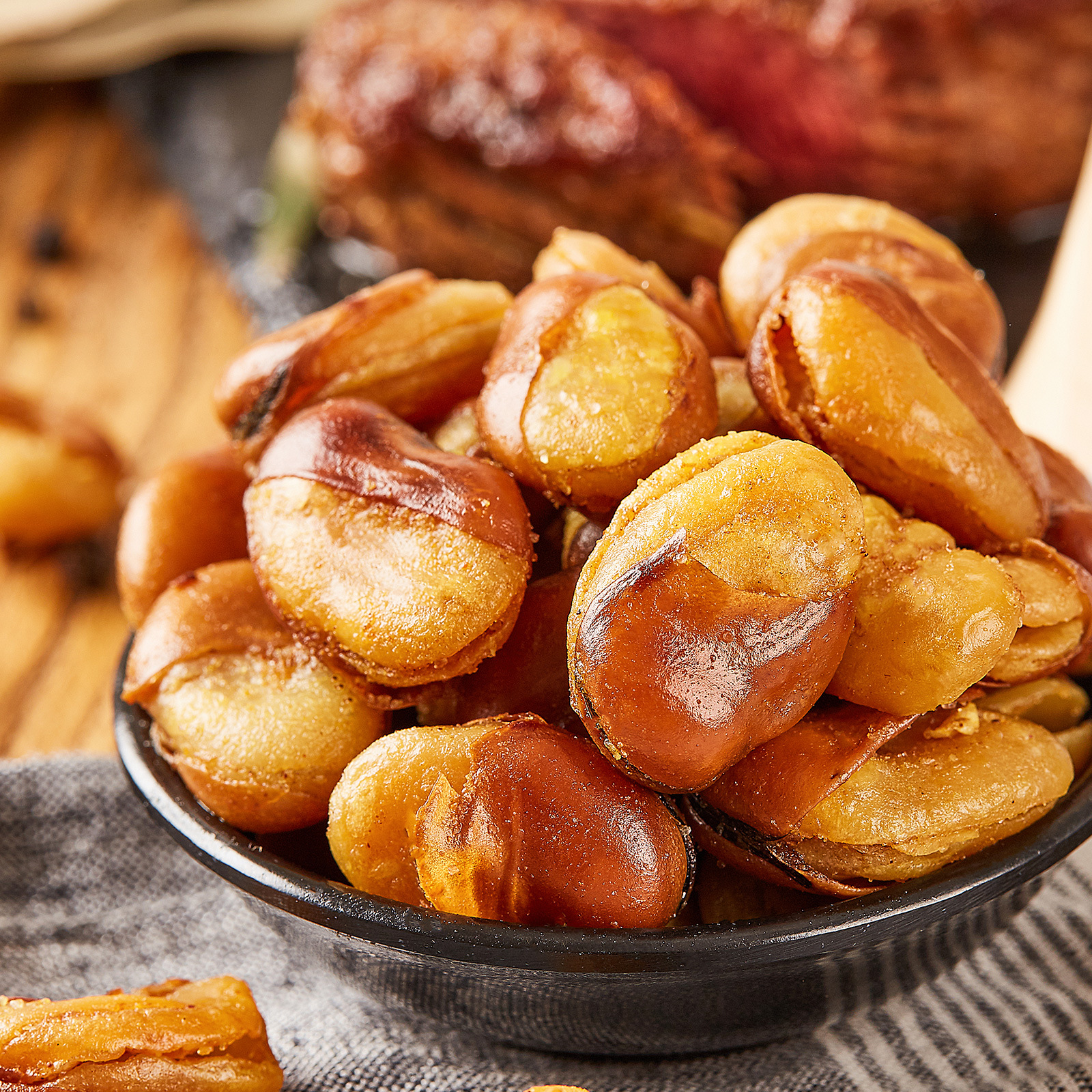 [Three Squirrels, Orchid Bean 110g] Leisure Zero Food, Dried Fruit, Nut, Broad Bean and Beef Flavor