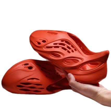 K-Style of Fashionable Kanye Coconut 700 Crocs for Men and Women, Cross-Border 47 Large Size Eva Beach Sandals with Poop Feeling